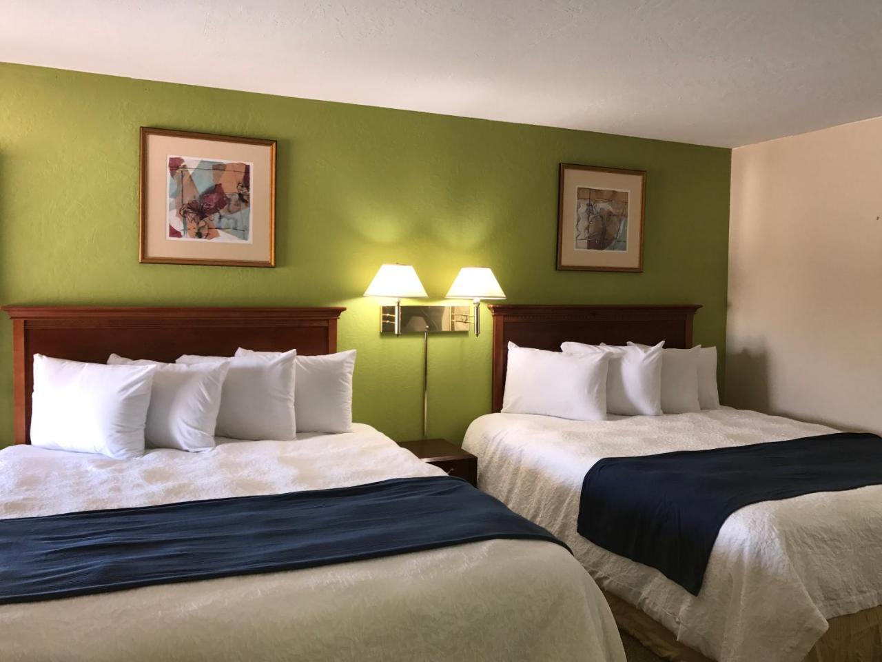 Red Bluff Inn Bagian luar foto