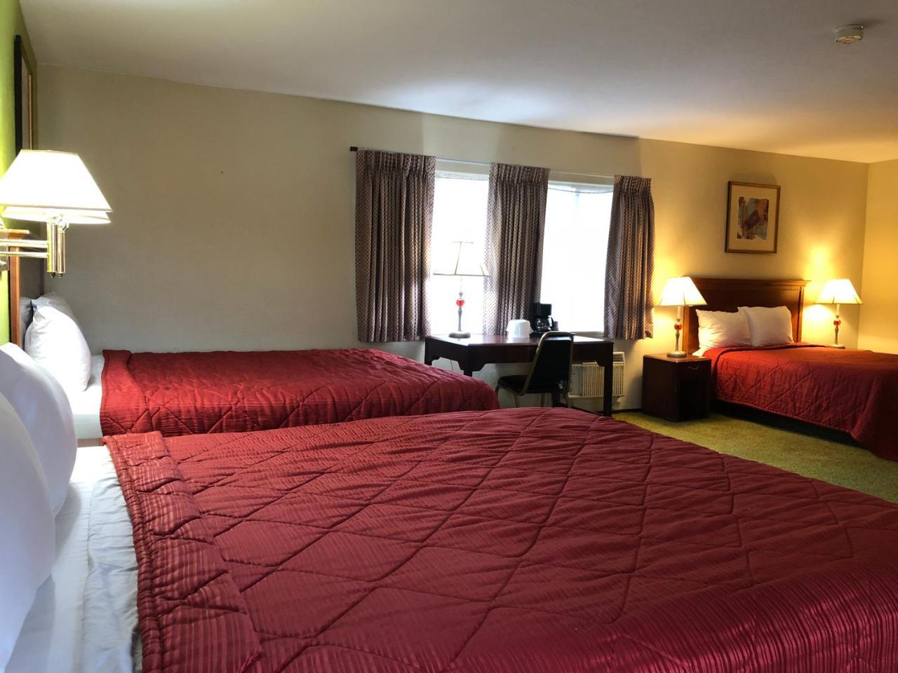 Red Bluff Inn Bagian luar foto